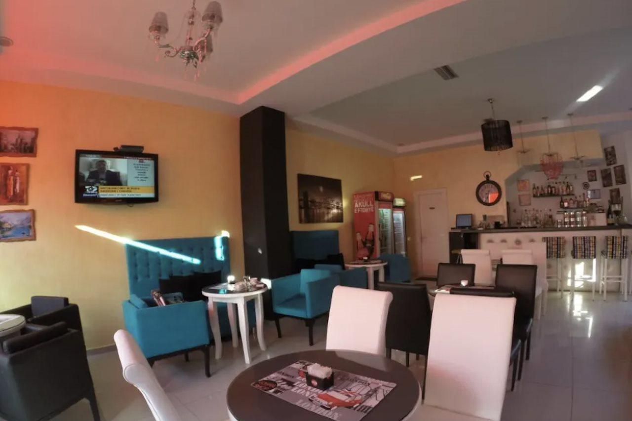Hotel Serenity Тирана Екстер'єр фото