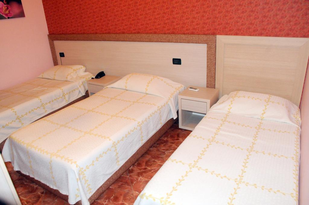 Hotel Serenity Тирана Екстер'єр фото