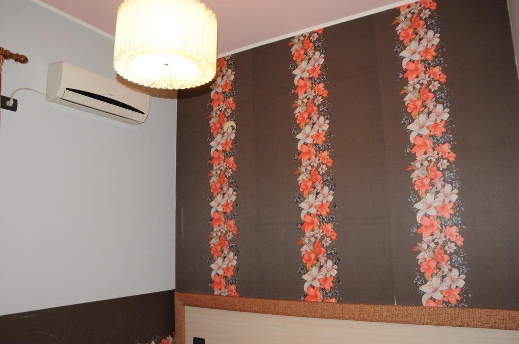 Hotel Serenity Тирана Екстер'єр фото