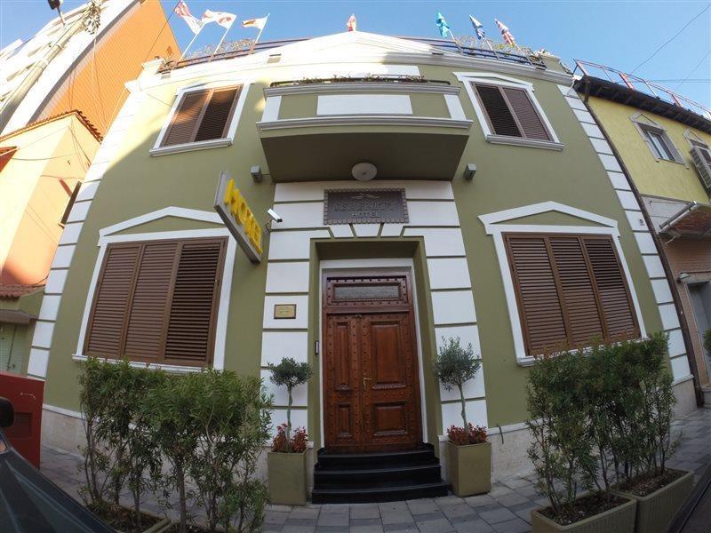 Hotel Serenity Тирана Екстер'єр фото